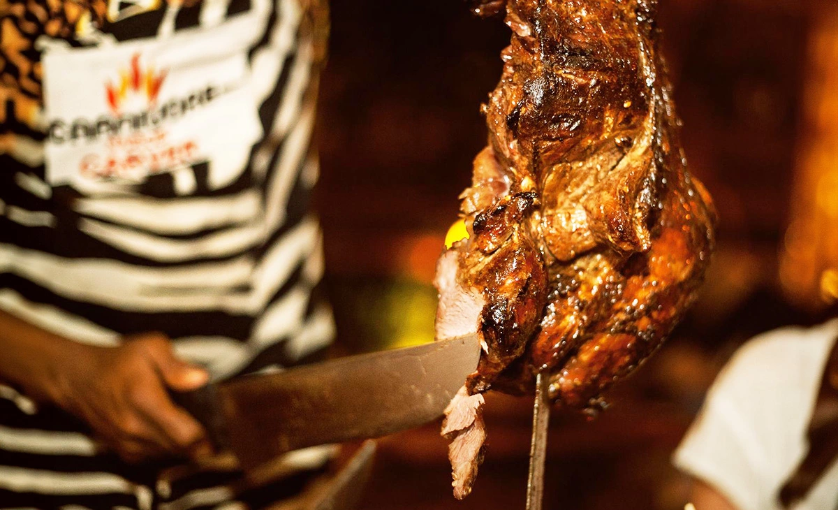 行程-肯亞精選8天-《百獸宴烤肉餐廳》Carnivore restaurant