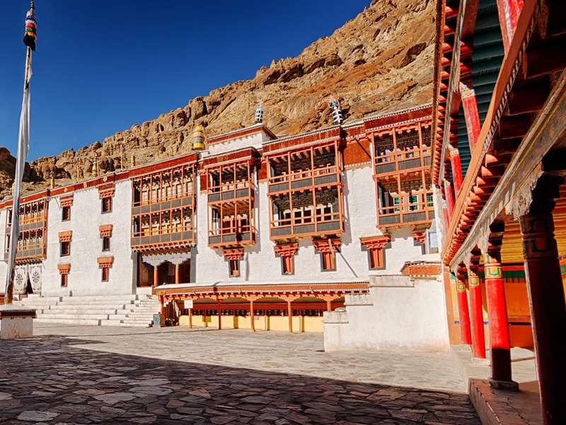 行程-印度-黑美寺