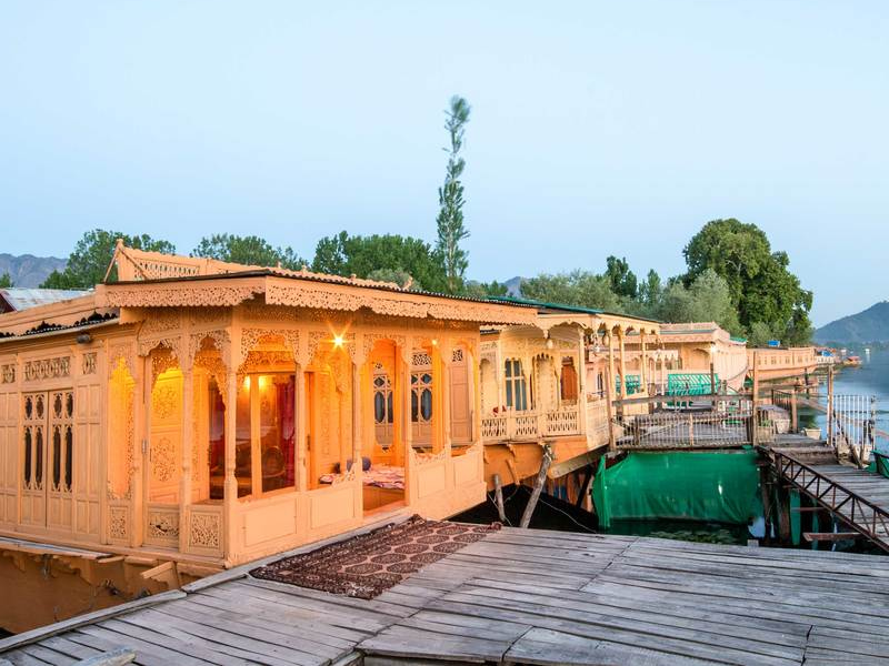 行程-印度-豪華船屋